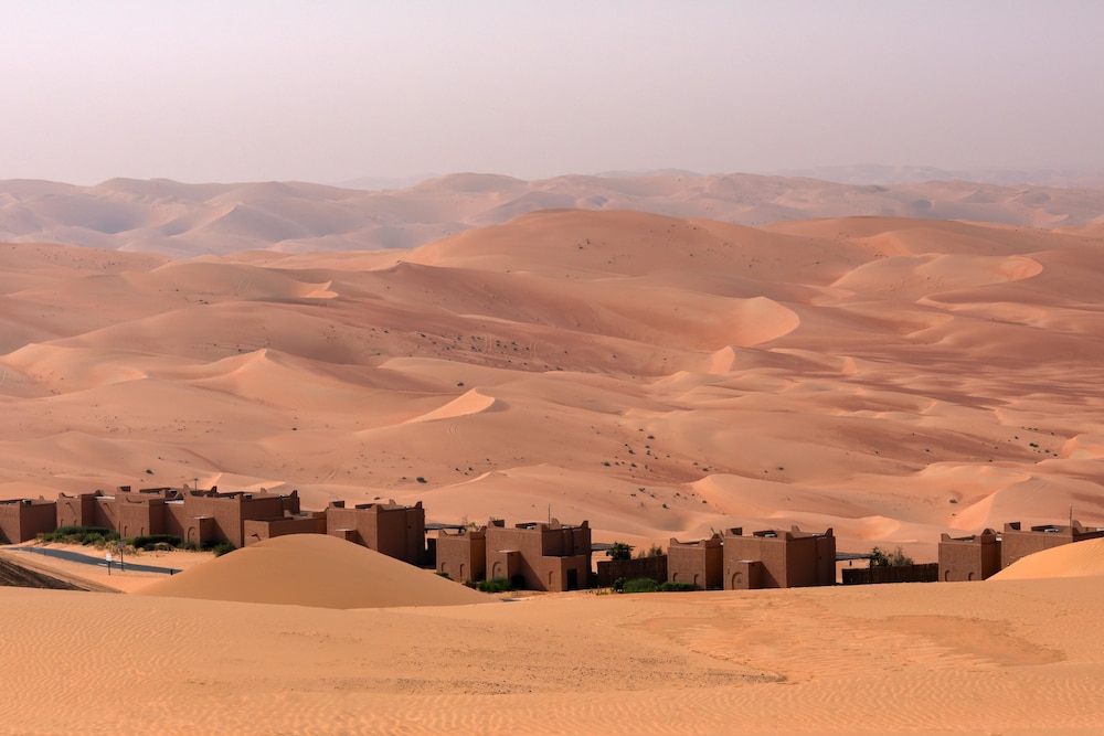 Bab Al Nojoum Bateen Liwa 44/60