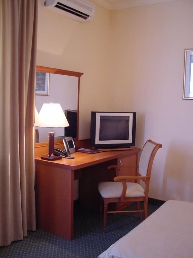 Aviatrans Hotel 51/55
