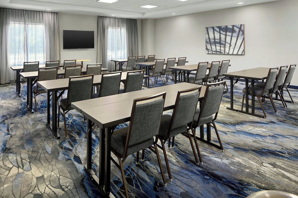 Fairfield Inn & Suites South Boston 59/68