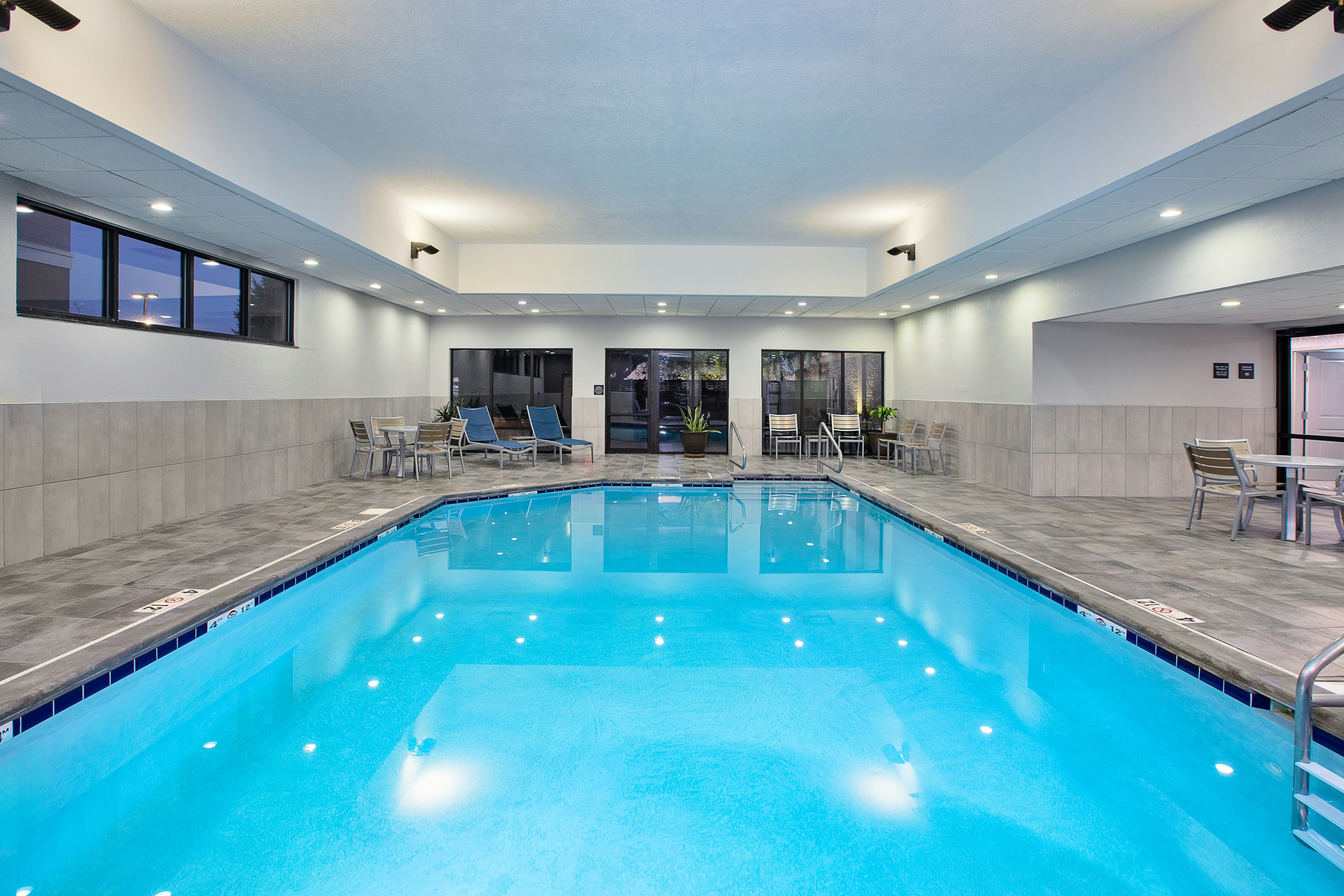 Hampton Inn Sioux Falls 26/52