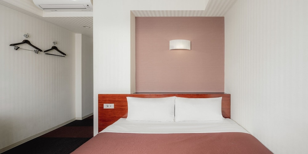 Semi Room, Basic, Semi Double Bed