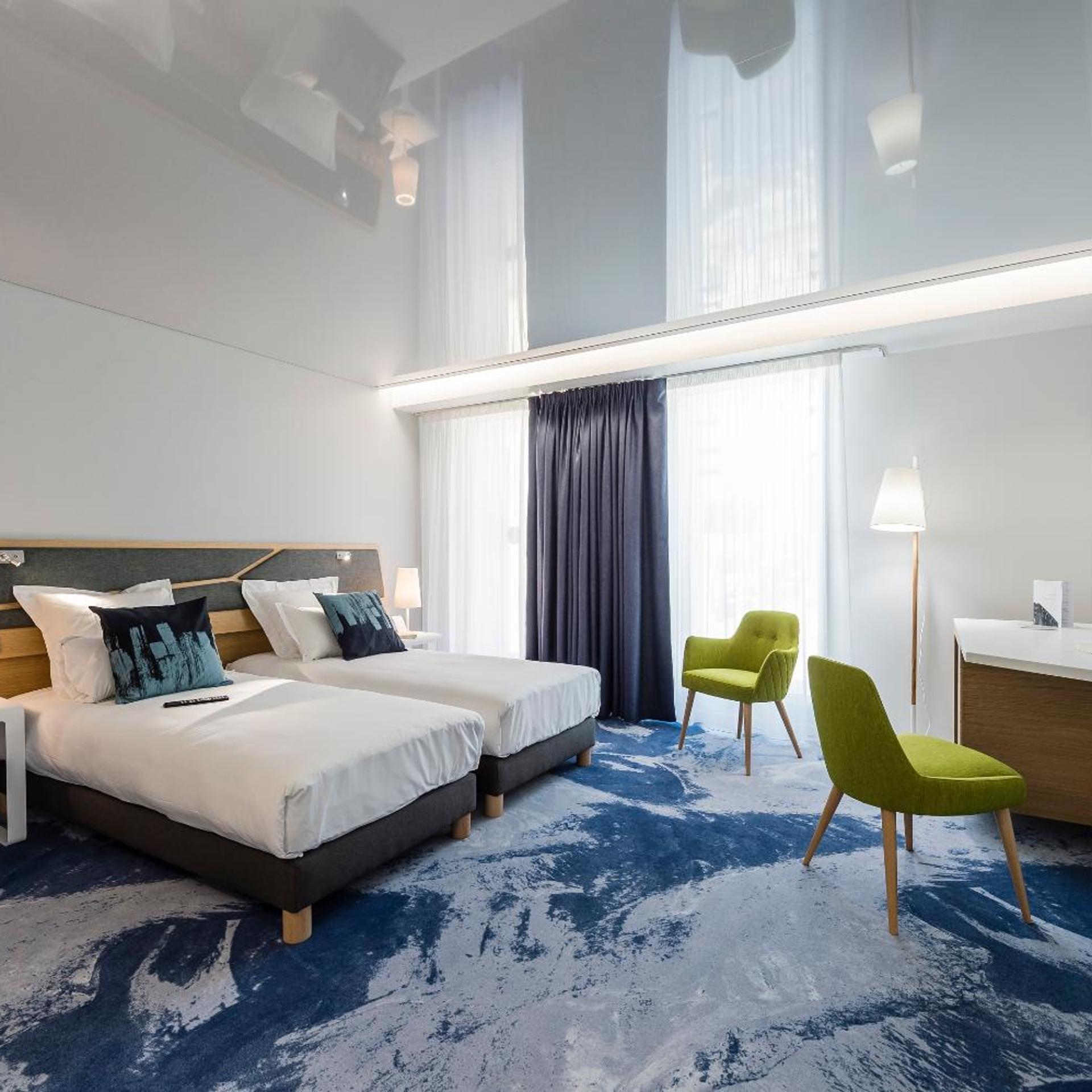 Adjoining, Connecting, Double Bed