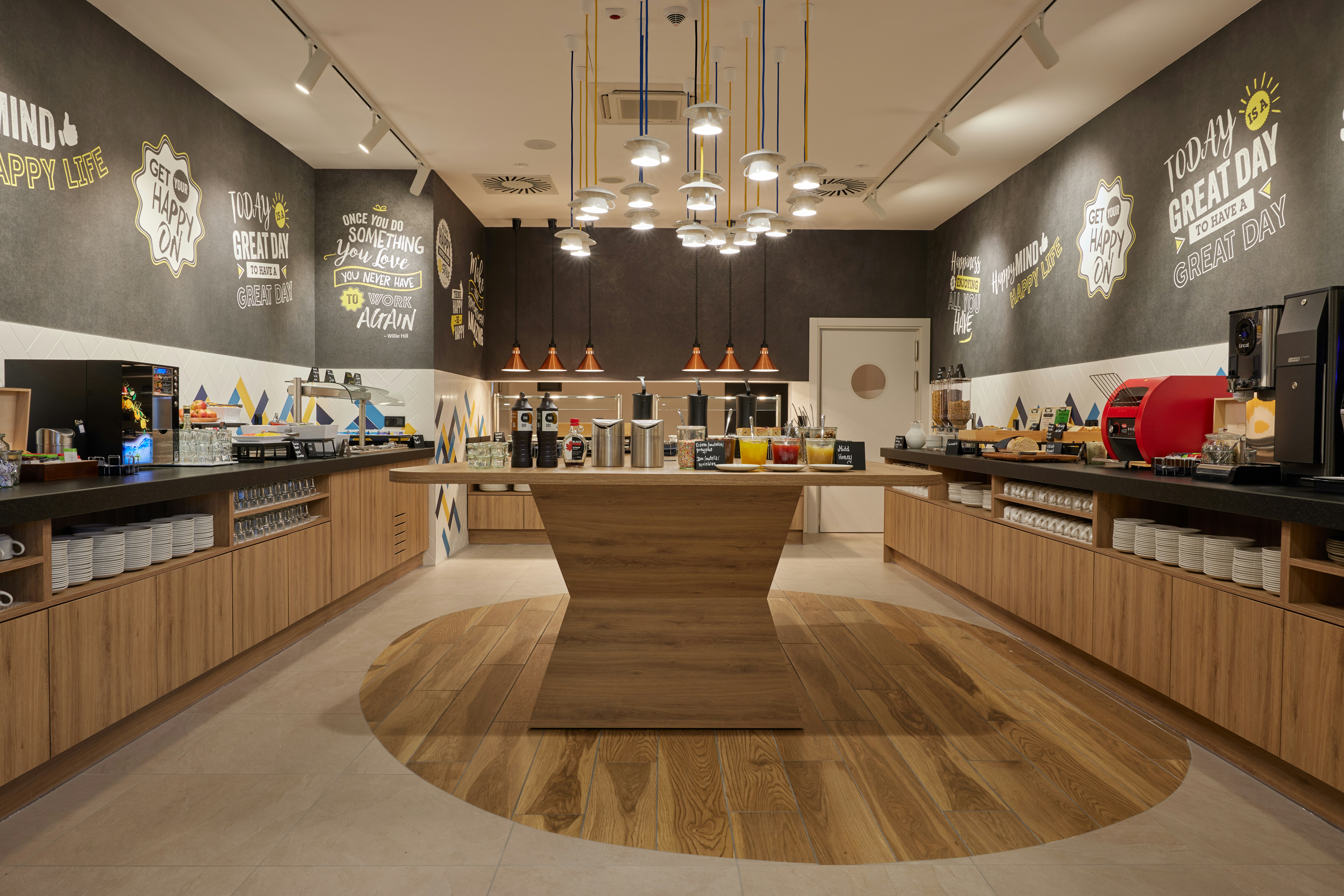 Hampton by Hilton Poznan Swarzedz 15/26