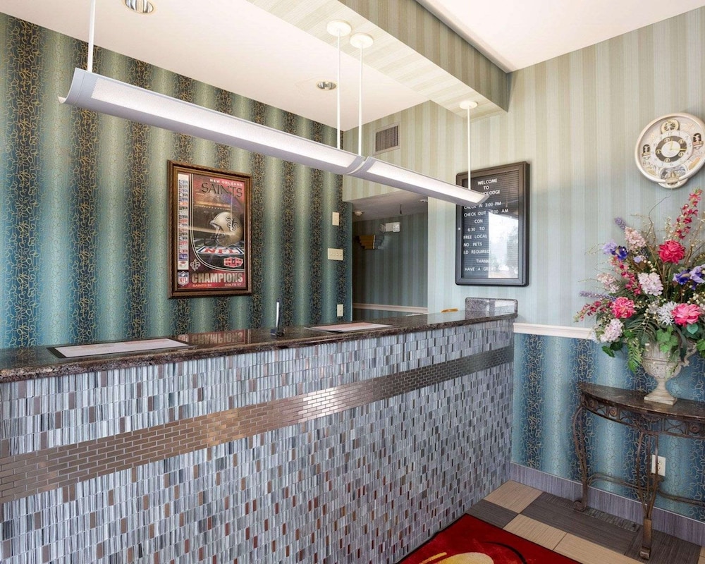 Rodeway Inn and Suites New Orleans, LA 5/33
