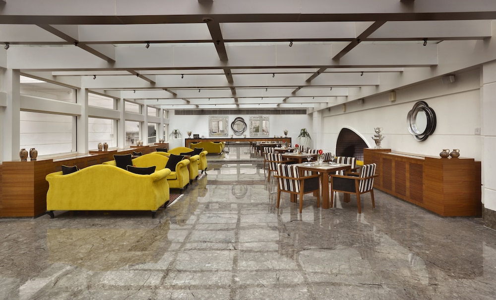 The Lalit Great Eastern Kolkata 8/65