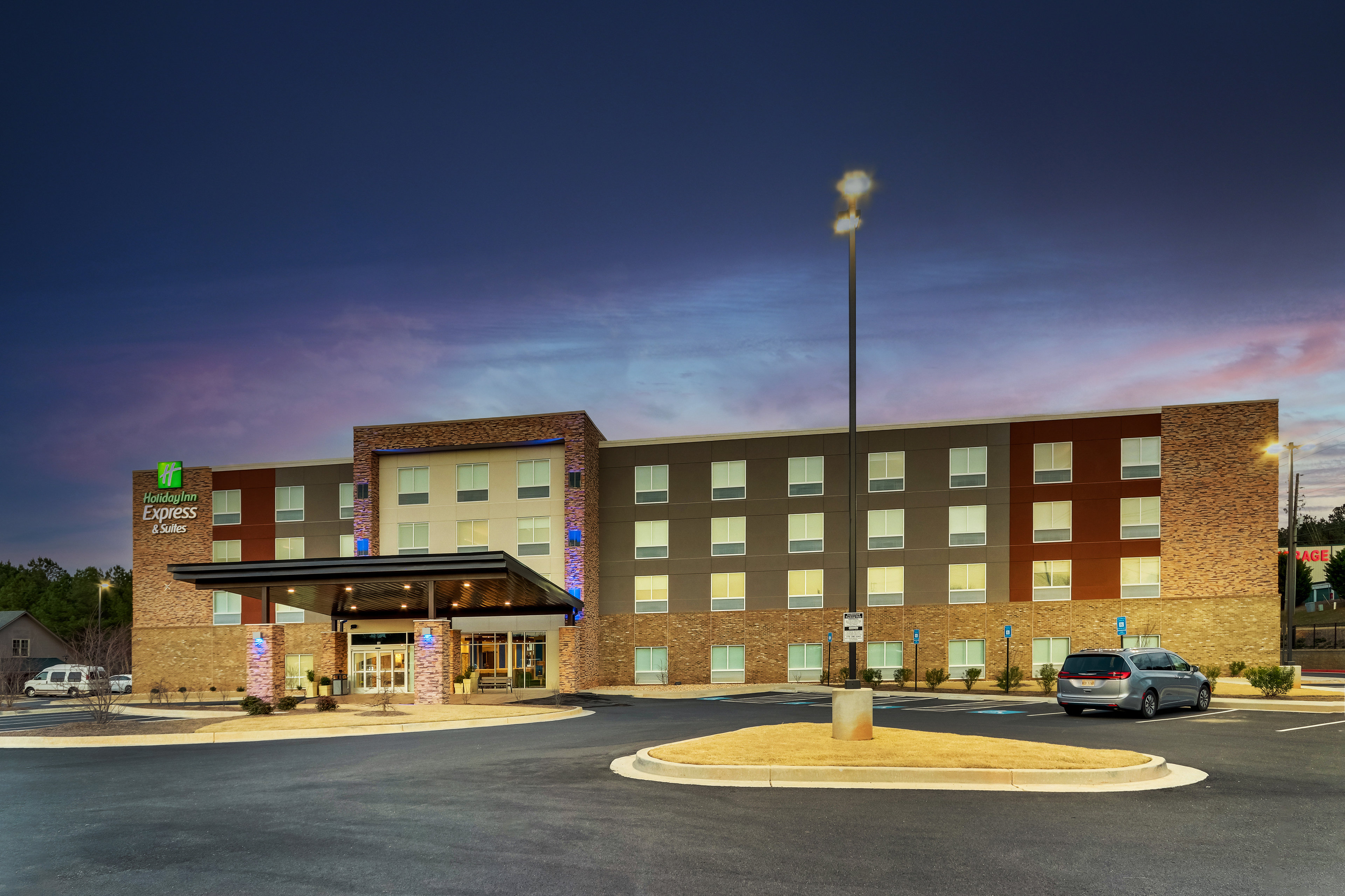 Holiday Inn Express and Suites Dawsonville 7/74