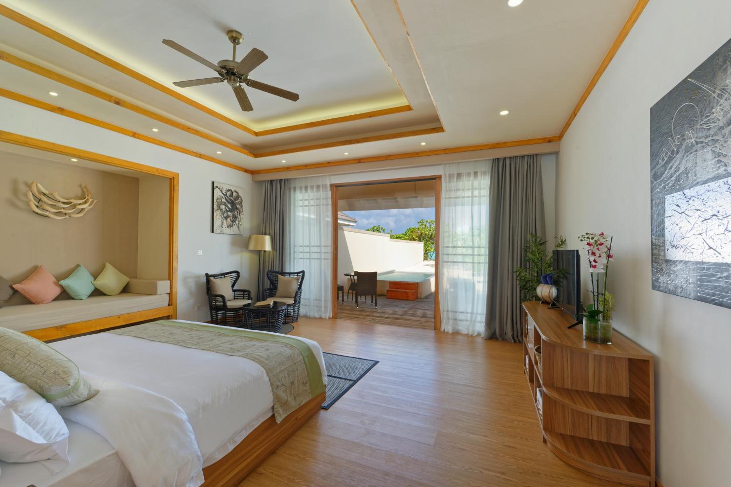 2 Bedrooms, Beach Pool Residence