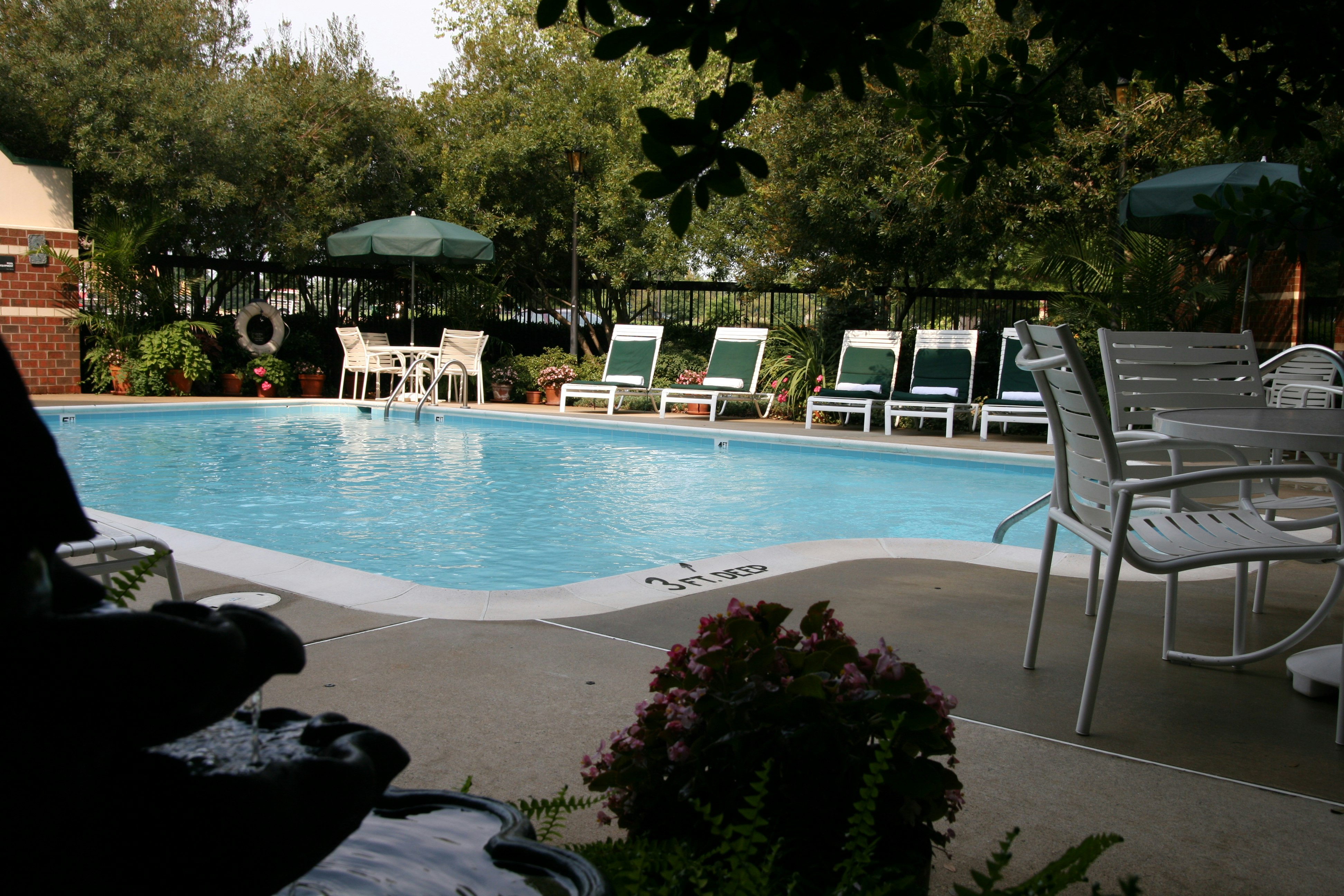Hampton Inn Richmond West 44/46