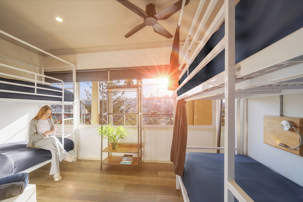FEMALE DORM, 4 BEDS, SHARED BATHROOM
