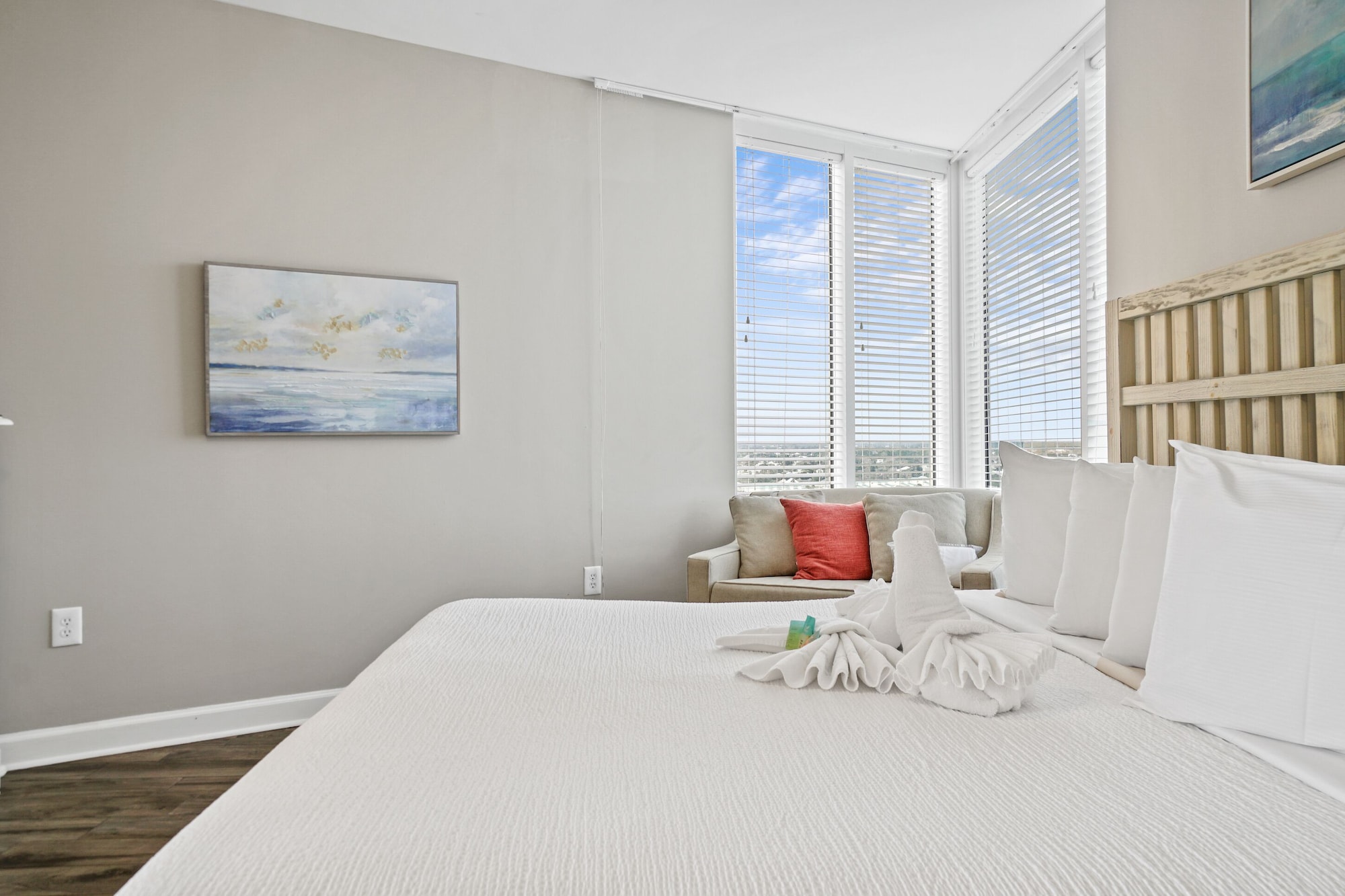 Studio, King Bed, Ocean View, Sofa