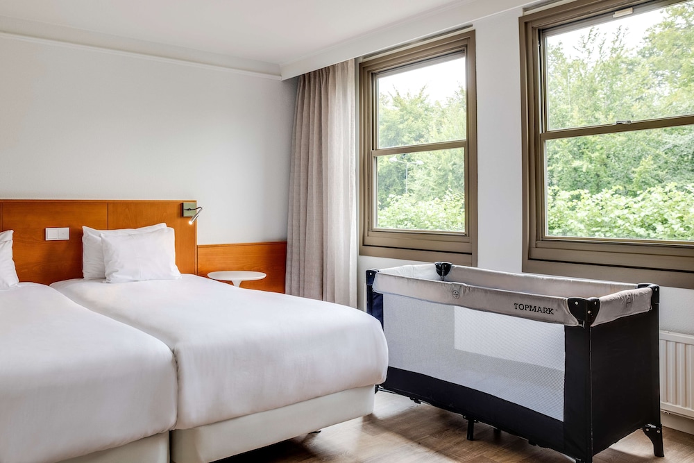 JUNIOR SUITE, WITH EXTRA BED