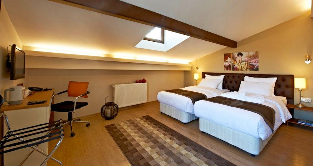 Retropera Hotel 20/60