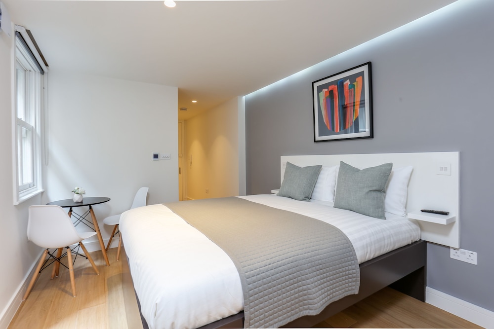 Semi Basement, Studio, Double Bed