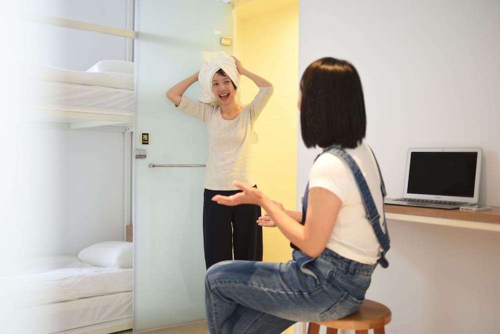 Flip Flop Hostel 64/76