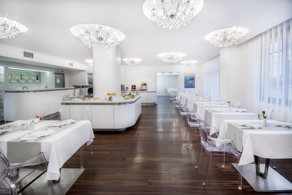 Luxury Spa & Wellness Hotel Prezident 57/68