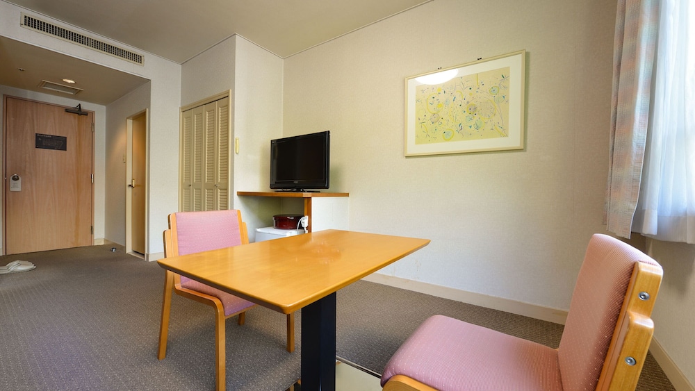 Hotel Kinugawa Gyoen 52/55