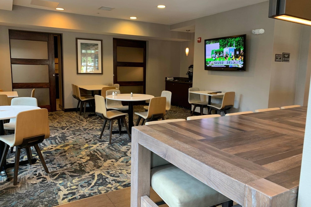 Residence Inn by Marriott Concord 5/24