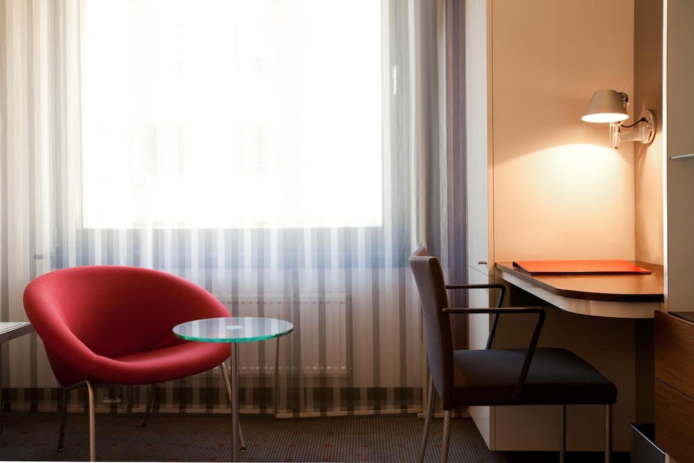 Vienna House Easy by Wyndham Stuttgart 51/68