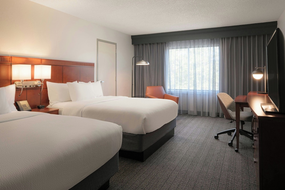 Room at Courtyard Louisville East, LOUISVILLE - KY