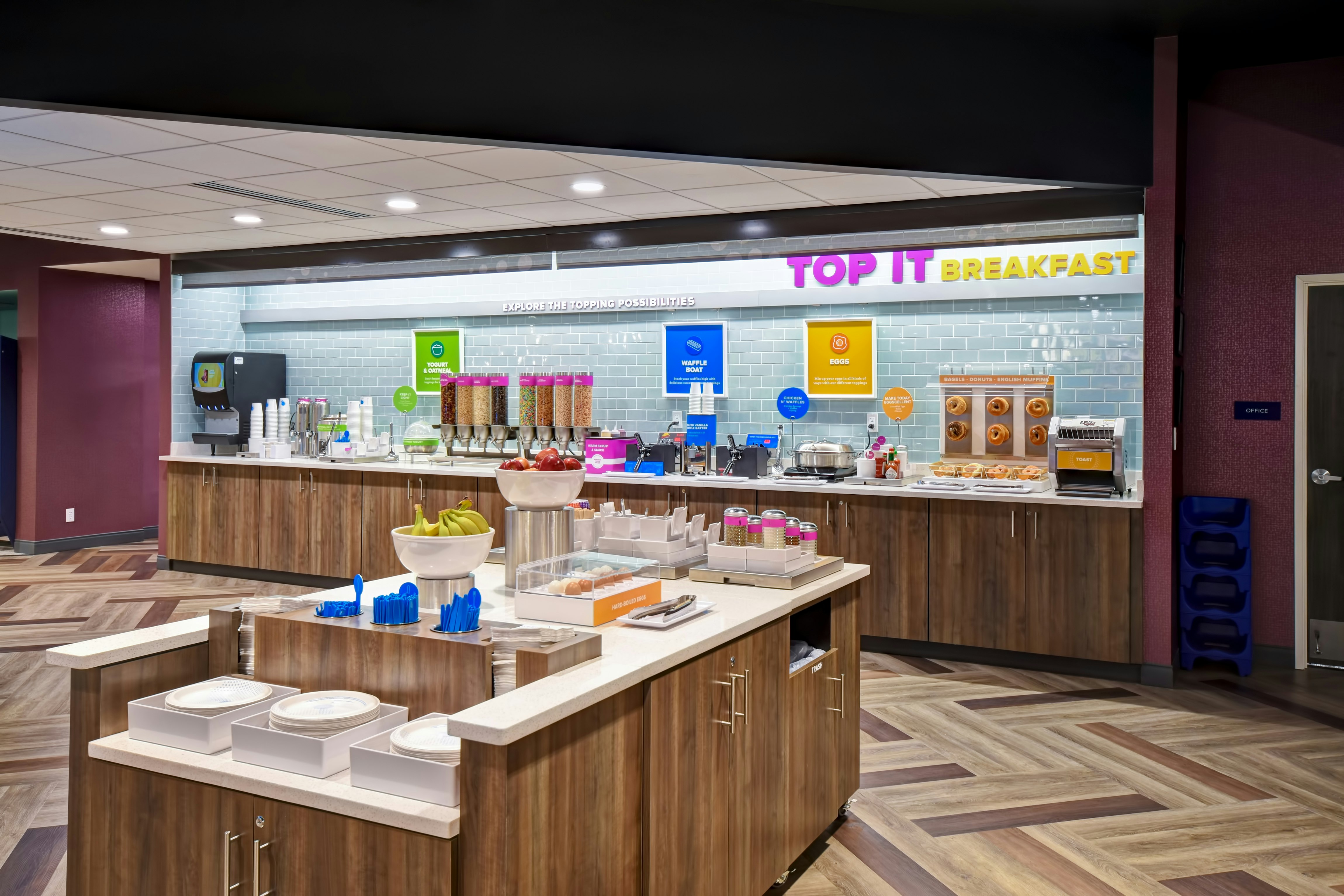 Tru by Hilton Fort Wayne, IN 38/56