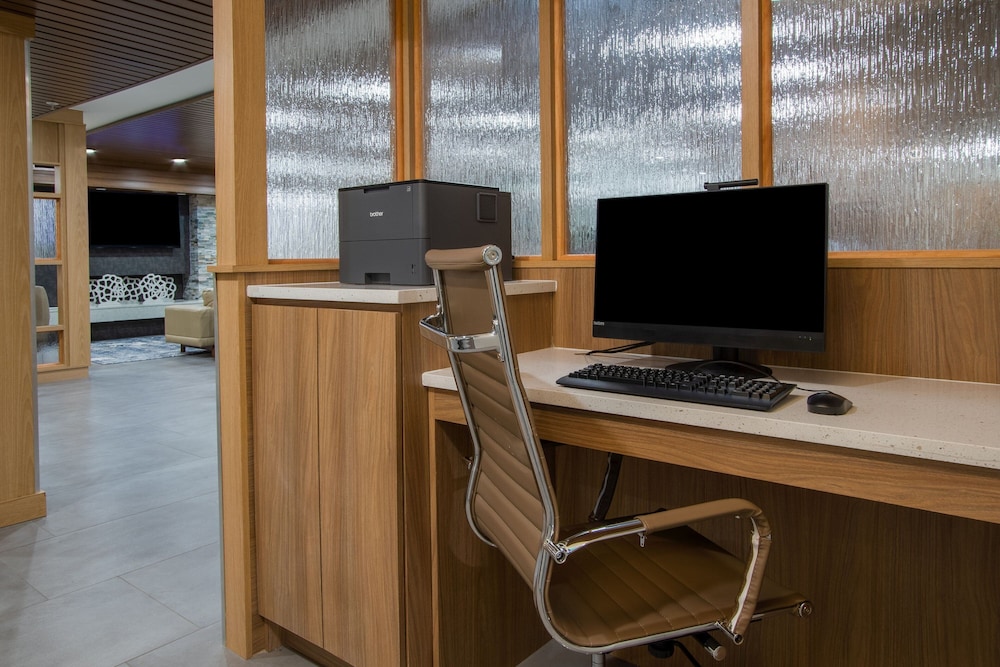 Fairfield Inn & Suites by Marriott Houston Katy 41/43