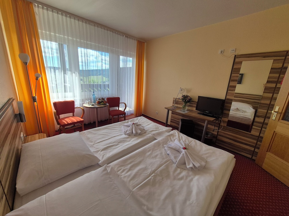 PANORAMA HOTEL OBERWIESENTHAL 7/41