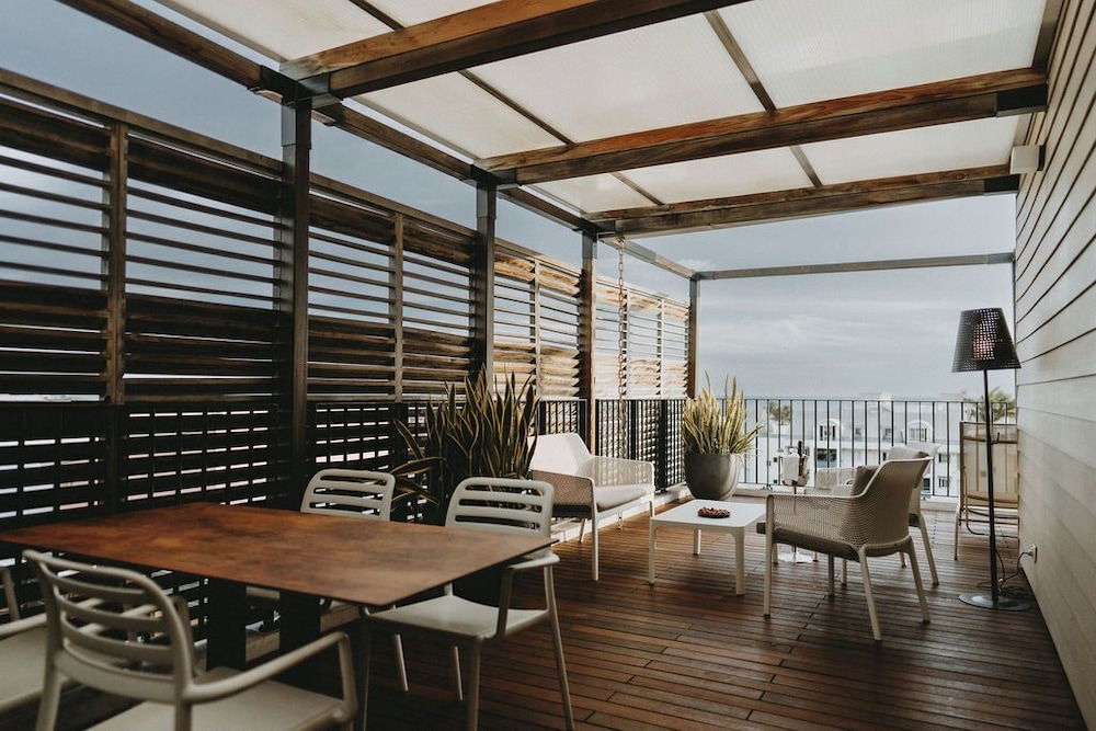 Le Saint Pierre Hotel 33/48