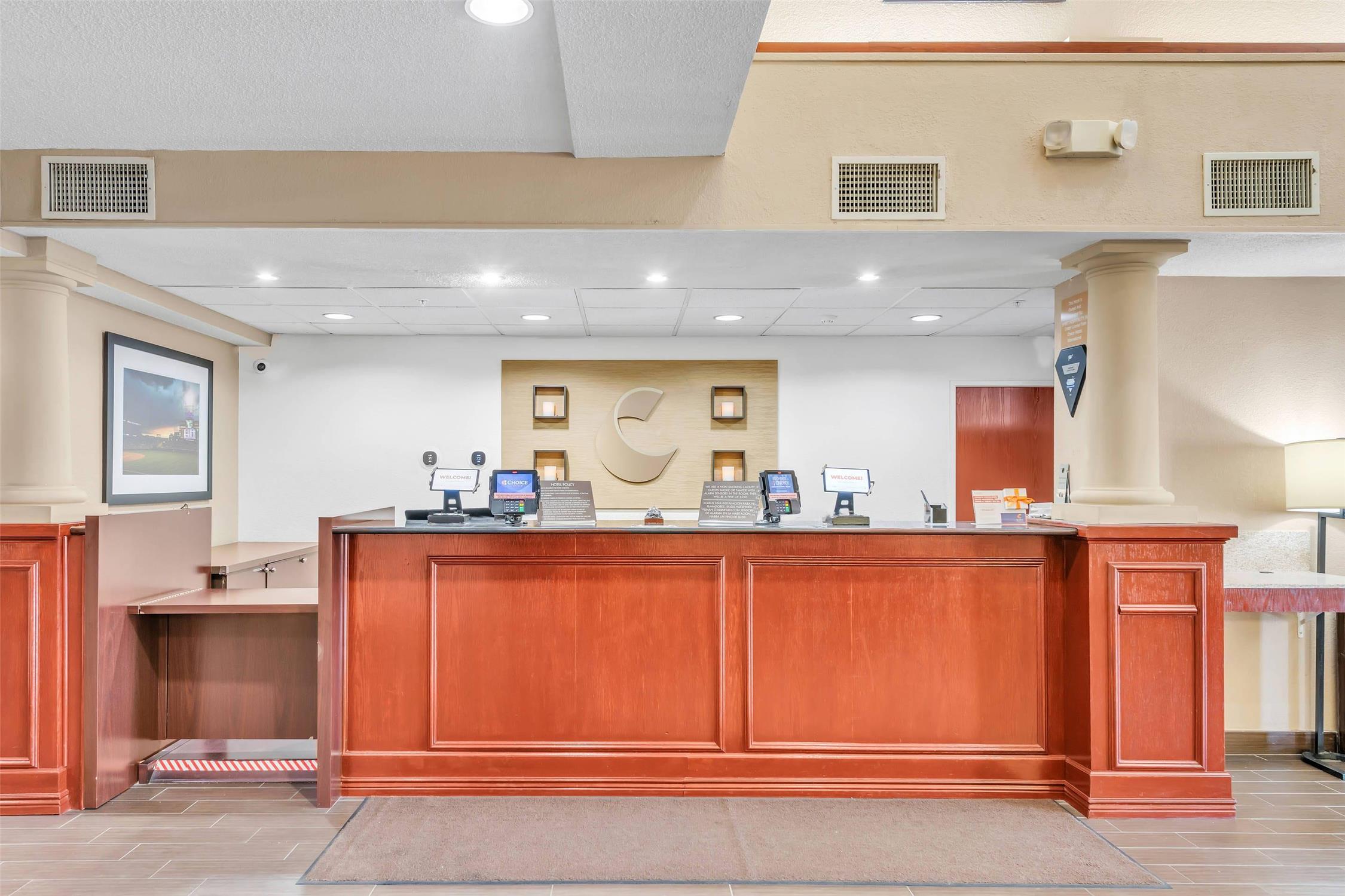 Comfort Suites Lakewood - Denver 5/38