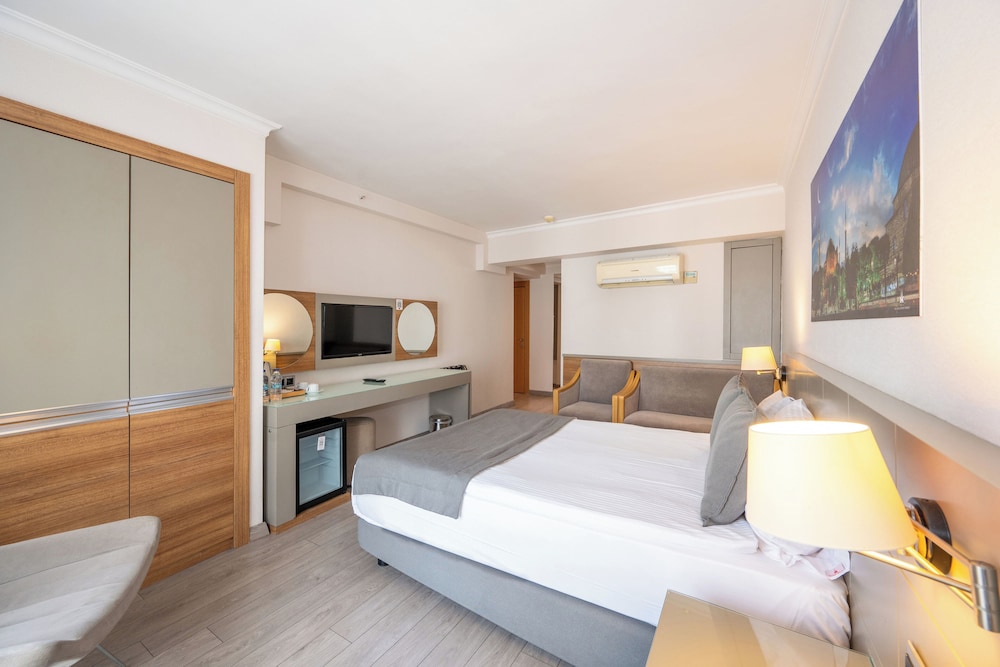 Klas Hotel 15/50
