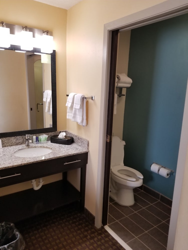 Sleep Inn Springfield West 13/39