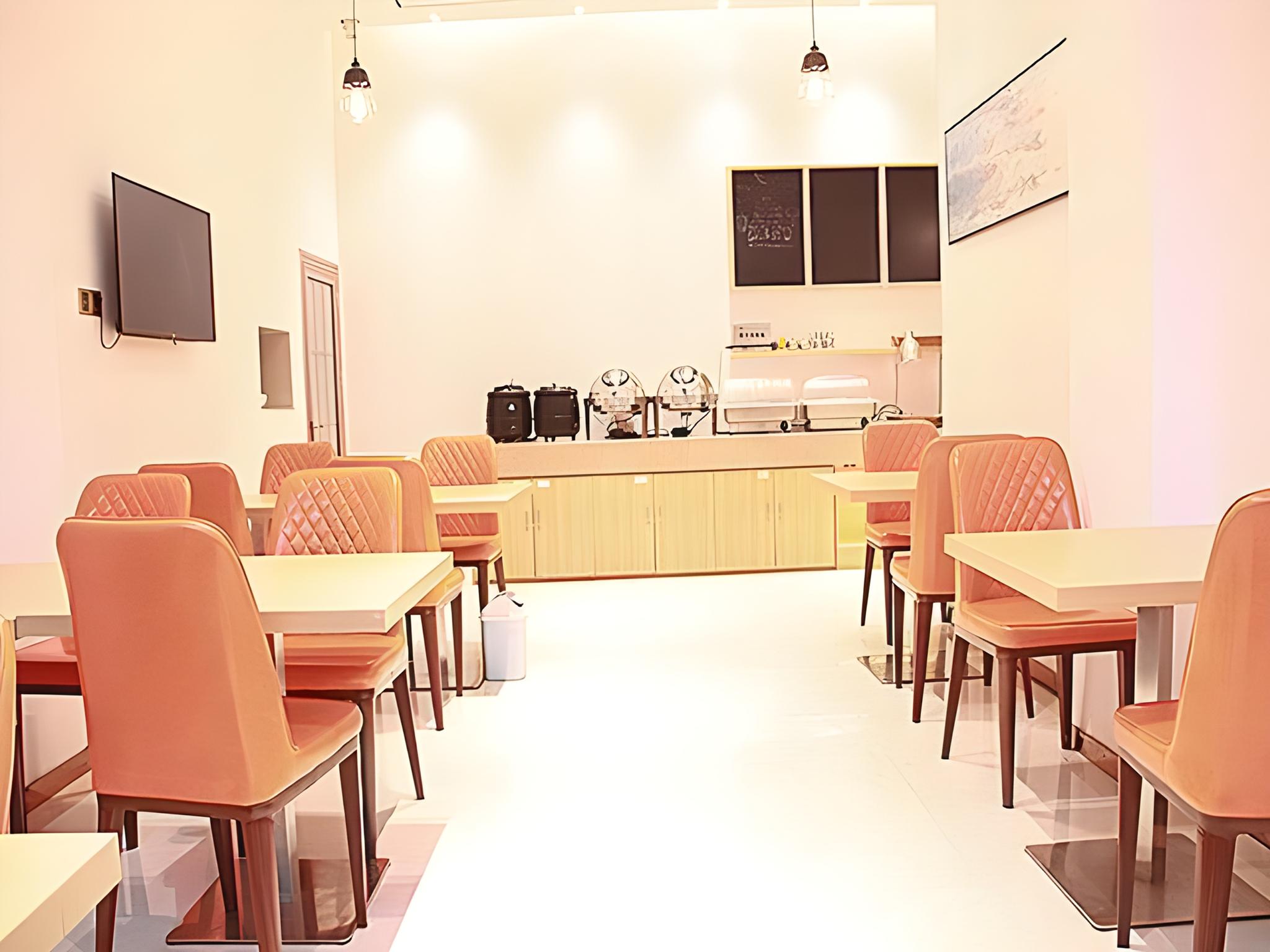 City Comfort Inn (Chenzhou You'a International Plaza) 30/36