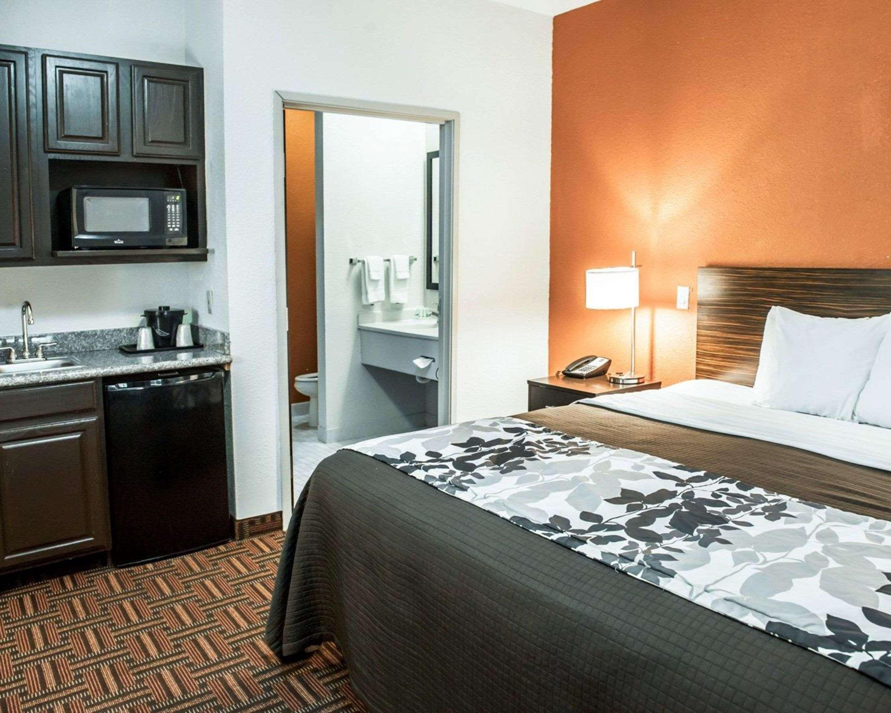 جناح بسرير كينج، Sleep Inn O'Fallon near I-64 2/3