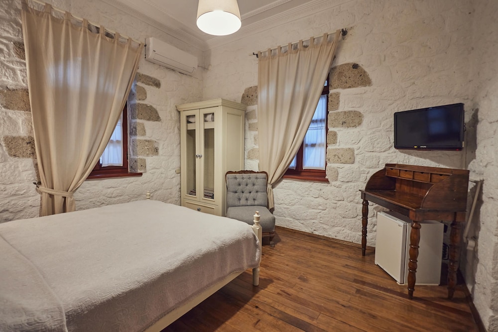 Alacati Zeytin Konak Hotel 16/50