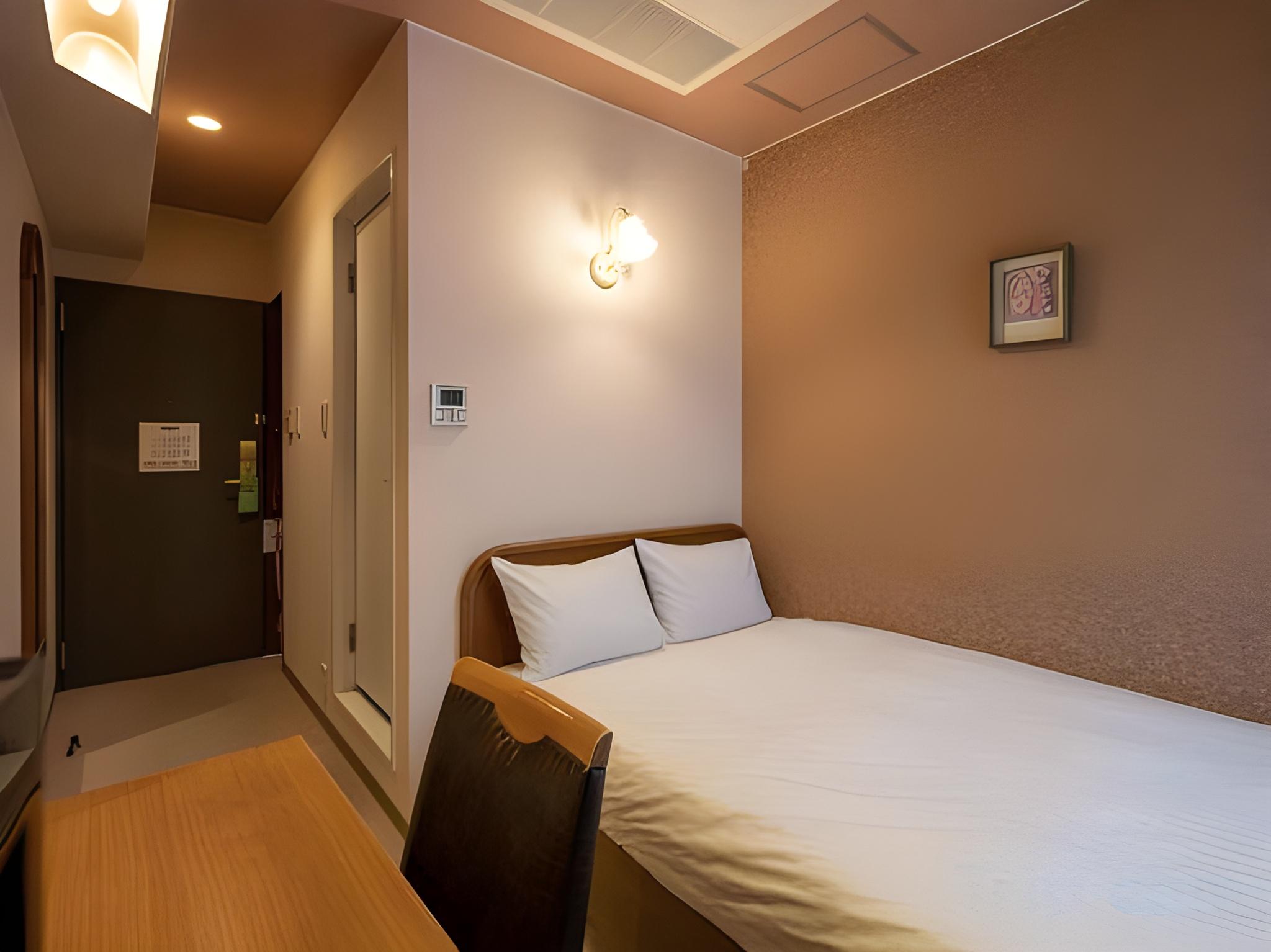 Semi Room, Standard, Semi Double Bed
