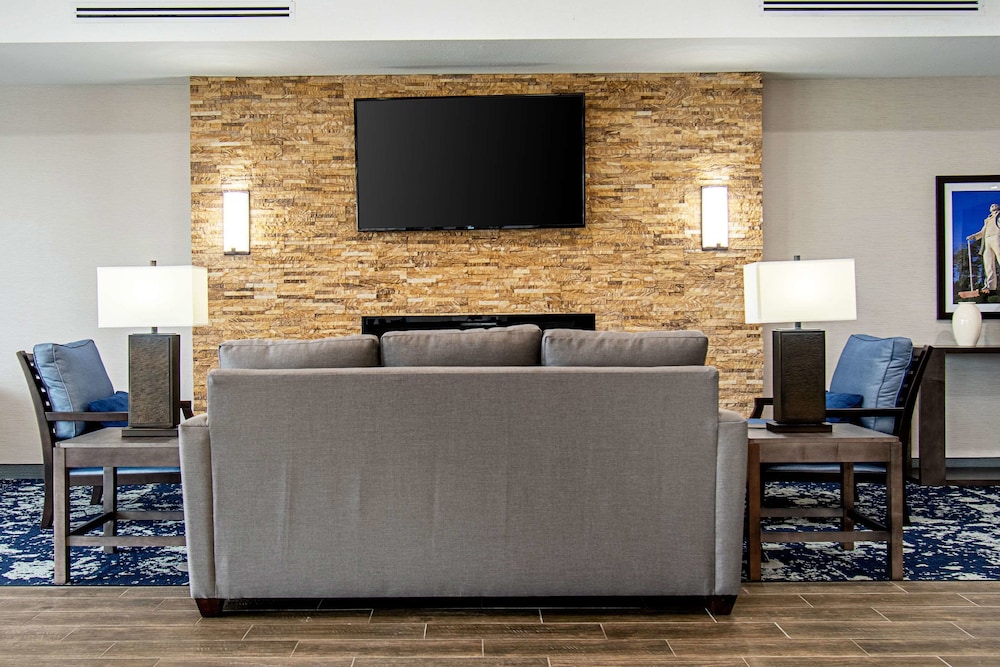 Comfort Suites Humble Houston IAH 17/43