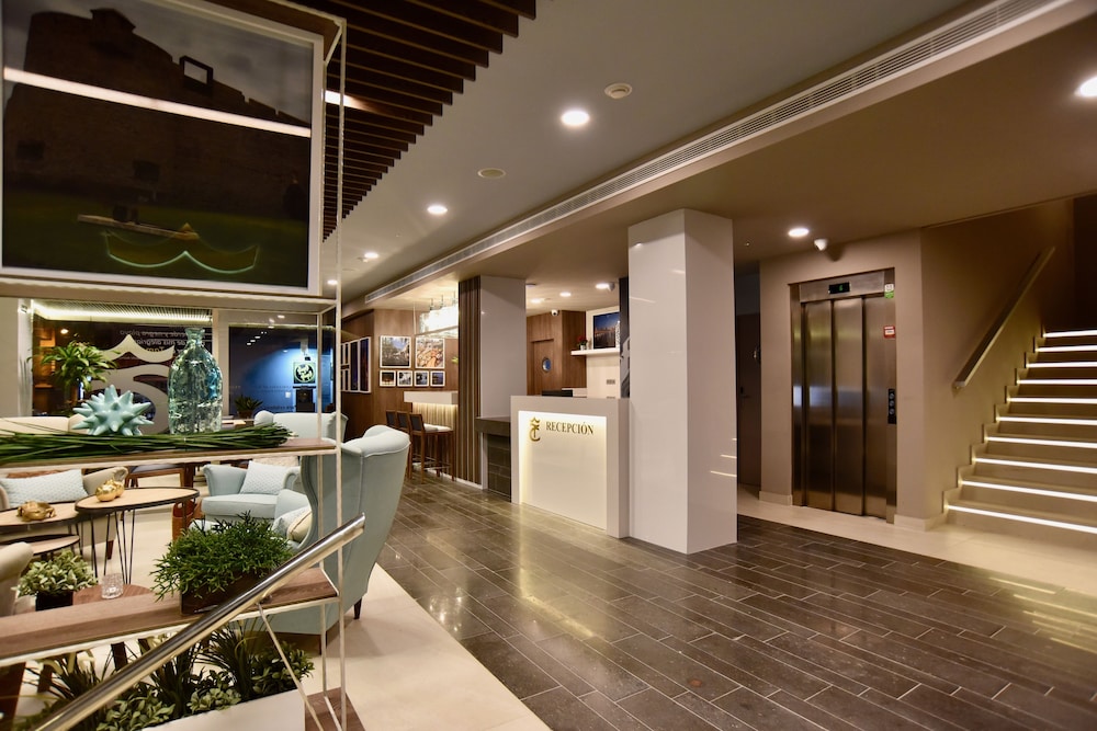 TC Hotel Dona Luisa 7/59