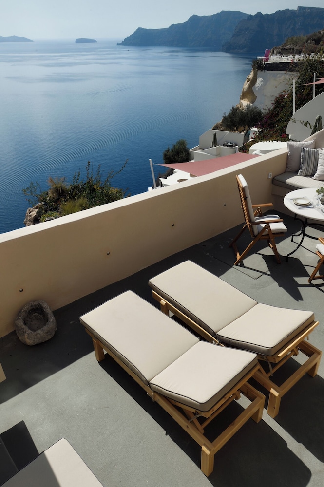 The A Collection, Oia by K and K 31/50