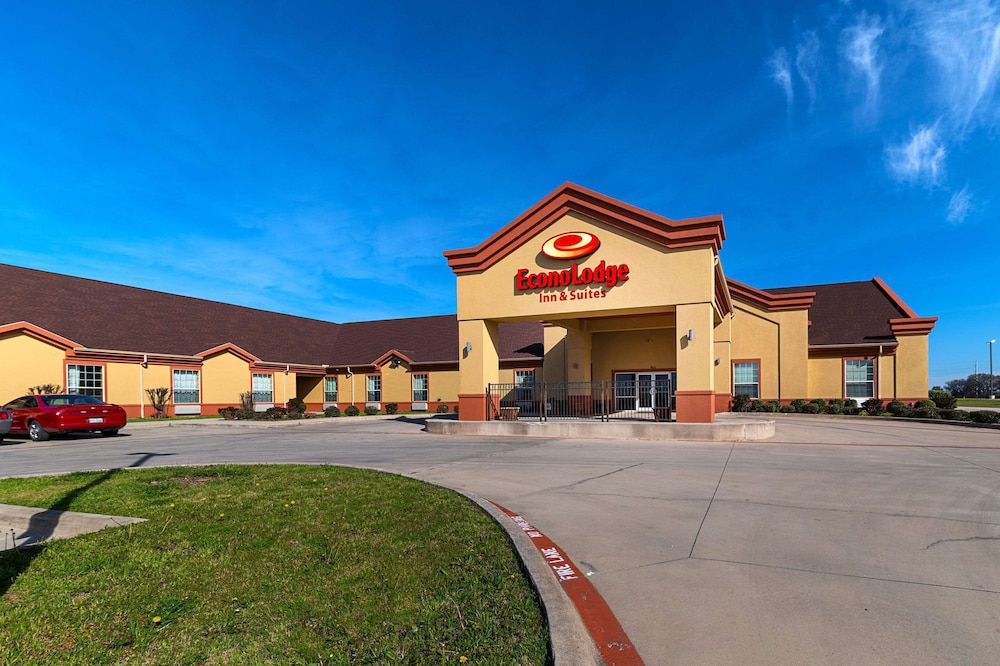 Econo Lodge Inn and Suites Bridgeport 1/29