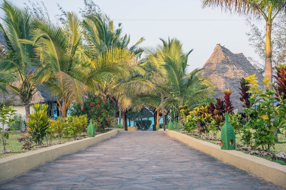 Tanzanite Beach Resort 37/49