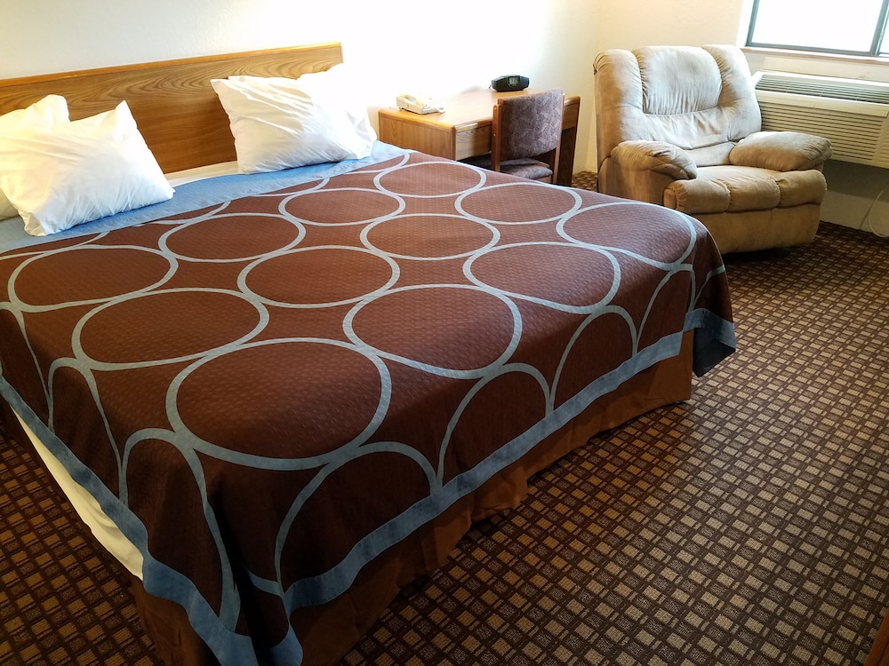Auburn Inn 16/31