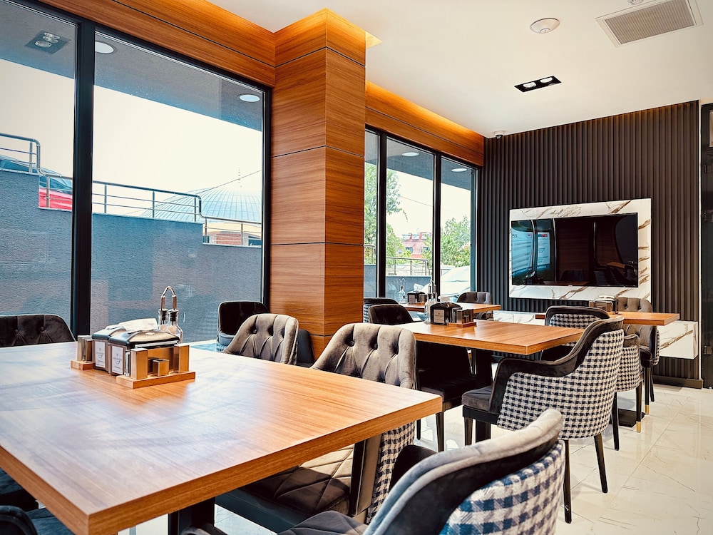 Golden Inn Airport TRABZON 21/23