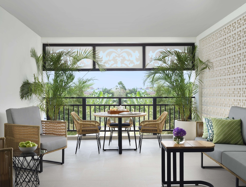 Avani Seminyak Bali Resort 66/77