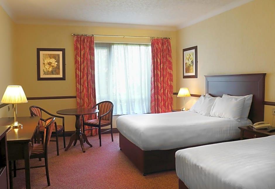 SEVEN OAKS HOTEL 16/46