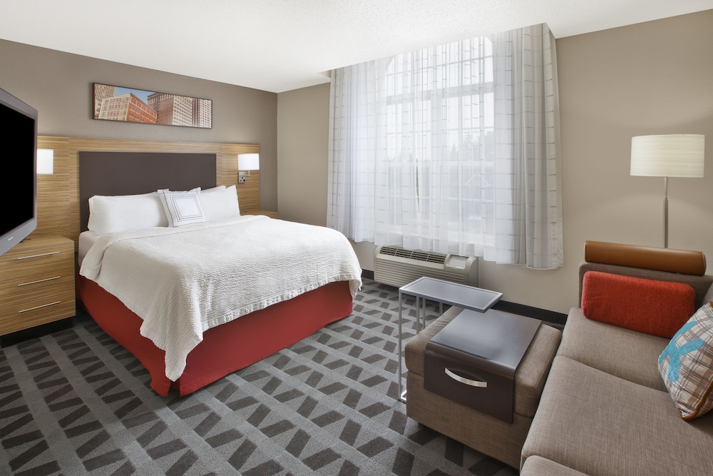 Towneplace Suites By Marriott Brookfield 14/42