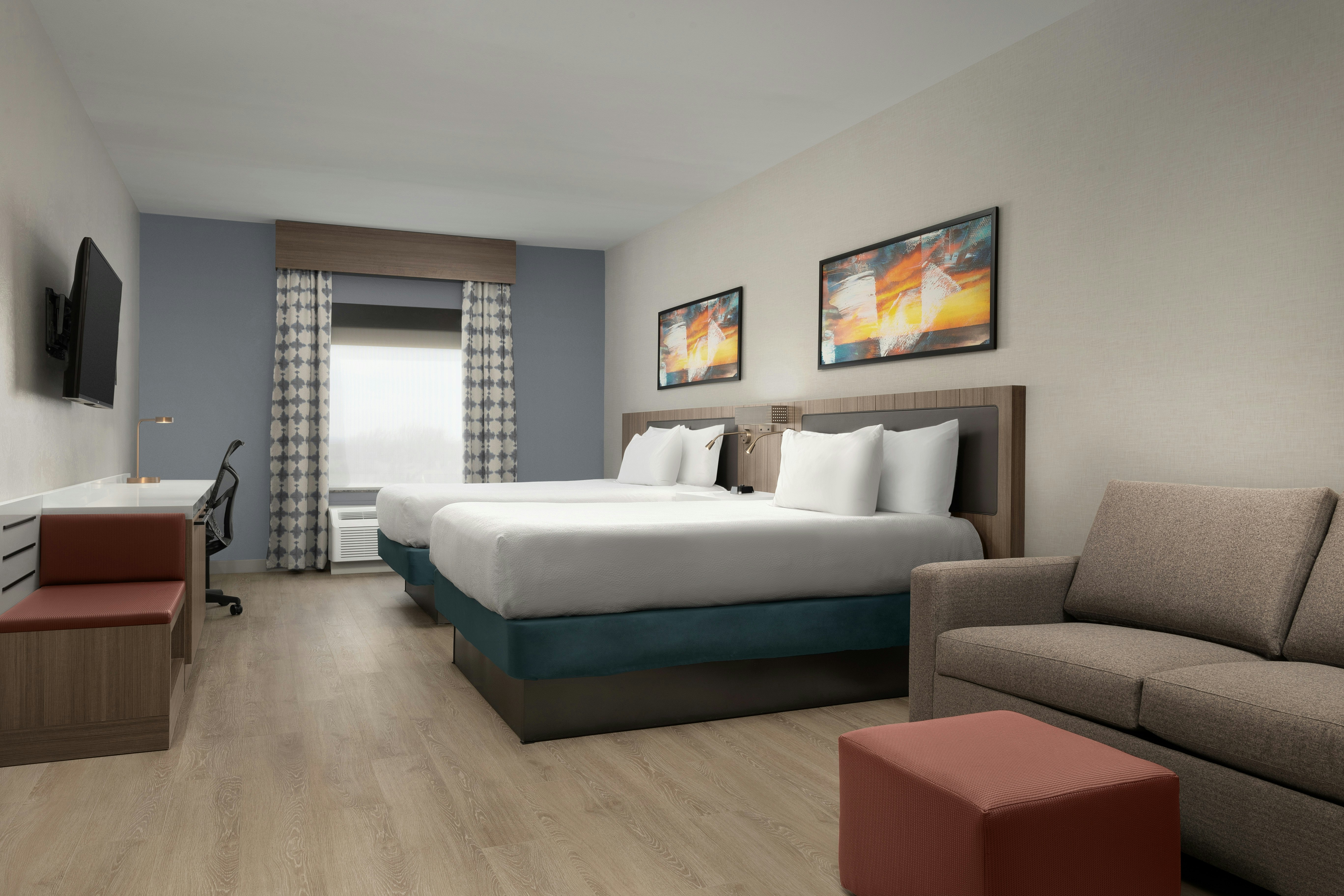 ROOM, 2 QUEEN BEDS, SOFA