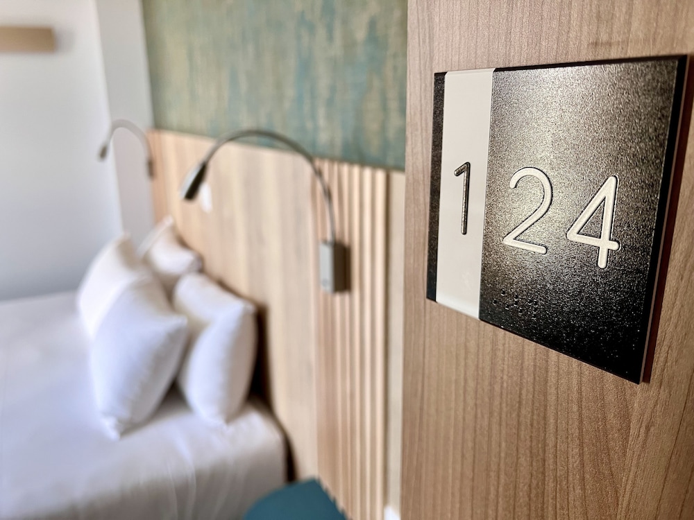 Hotel the Originals Narbonne Le Puech 43/65