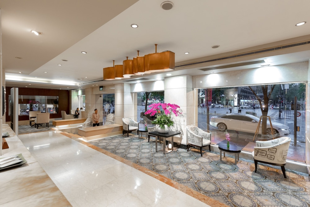 Palace Hotel Saigon 10/50