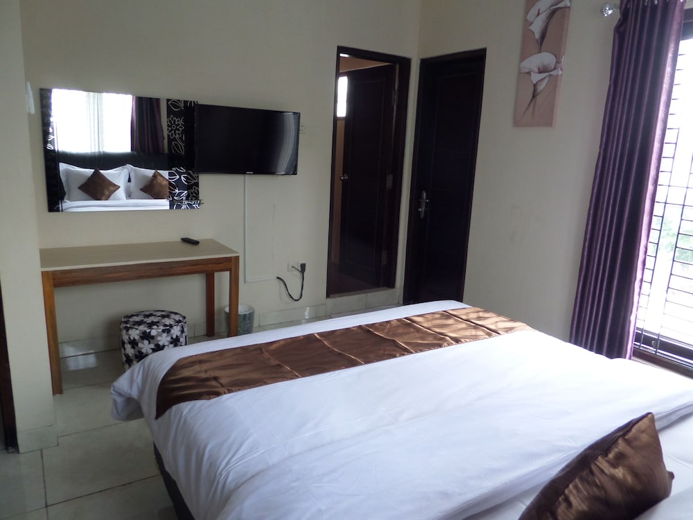Griya Nendra Hotel 15/50