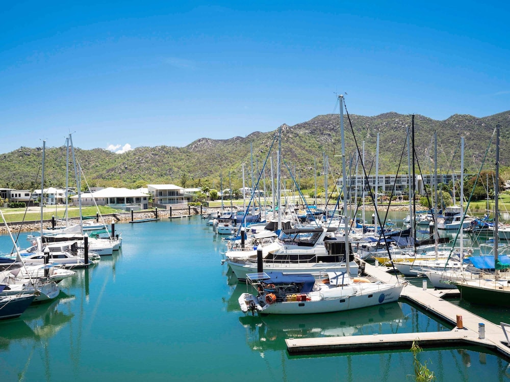 Peppers Blue On Blue Resort Magnetic Island 78/80