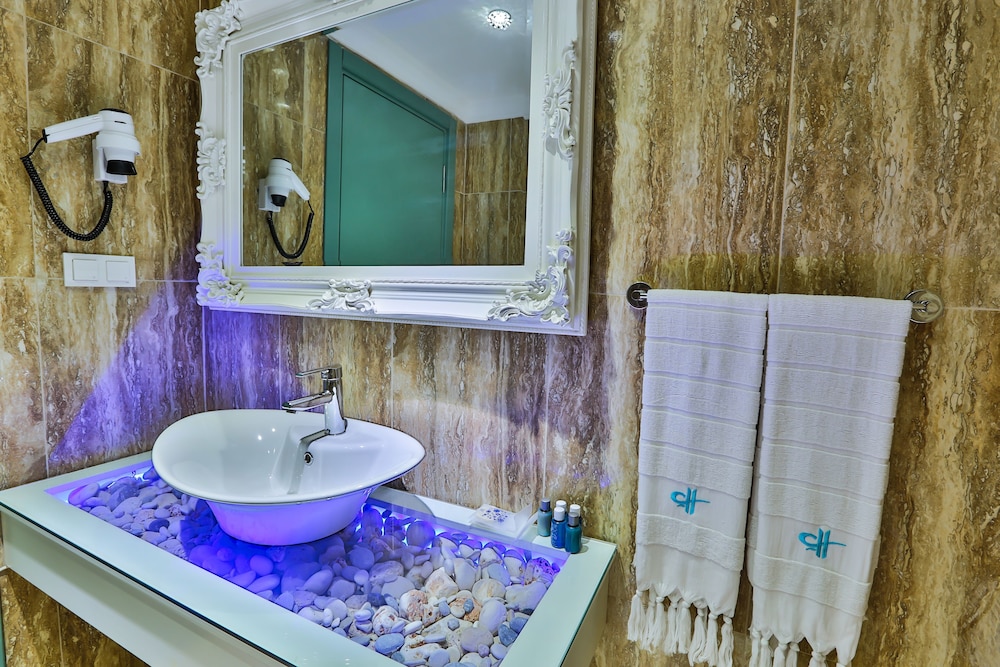 Cinar Boutique Hotel 59/63